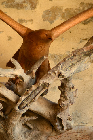 Oeuvre sculpture d'aigle en bois