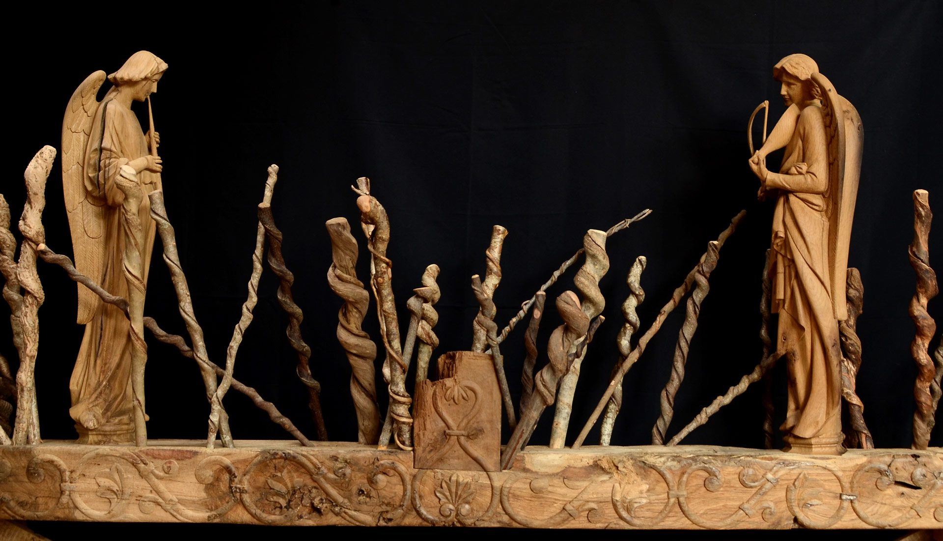 oeuvre, la traversée, sculpture sur bois